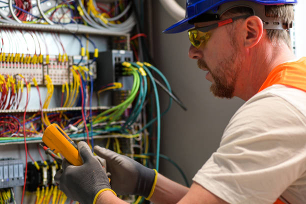 Best Local Electrician Companies  in Hartford, CT